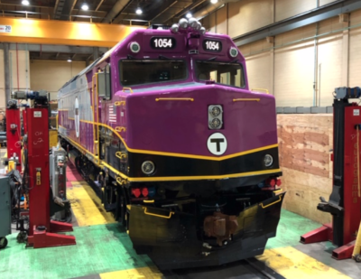 MBTA overhauls 27额外的F40机车